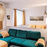Atom By Interhome Apartamento Jáchymov