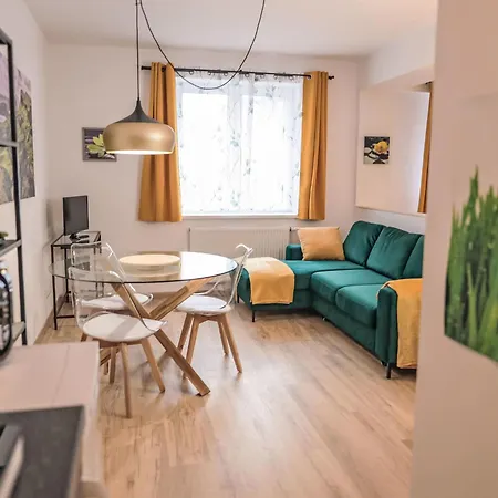 Atom By Interhome Daire
